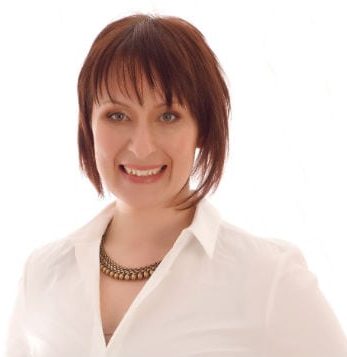 Dr. Rebecca Harwin, The PCOS Expert Chiropractor & Bestselling Author of Conquer Your PCOS Naturally